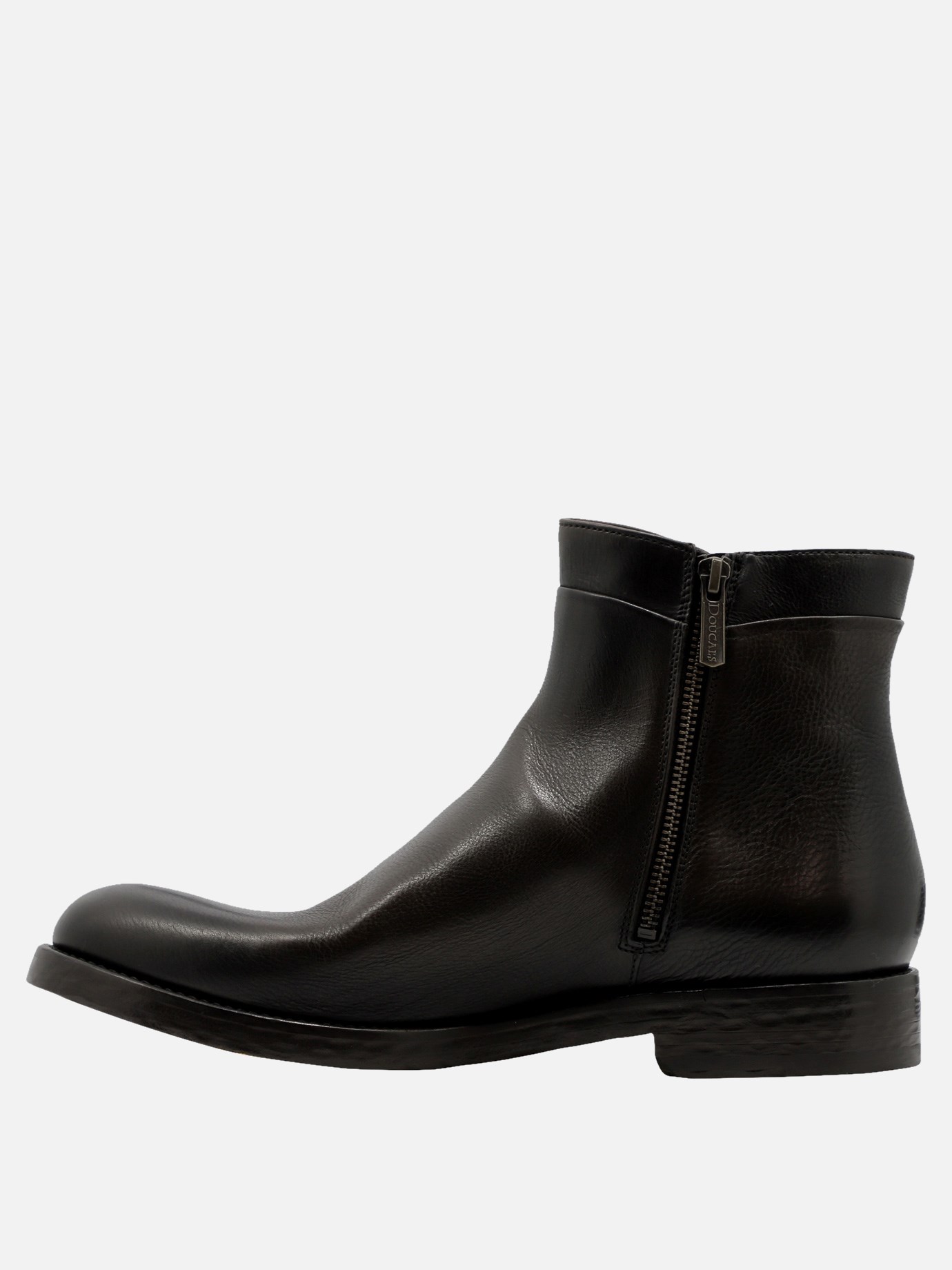 Ankle boots with side zip by Doucal's