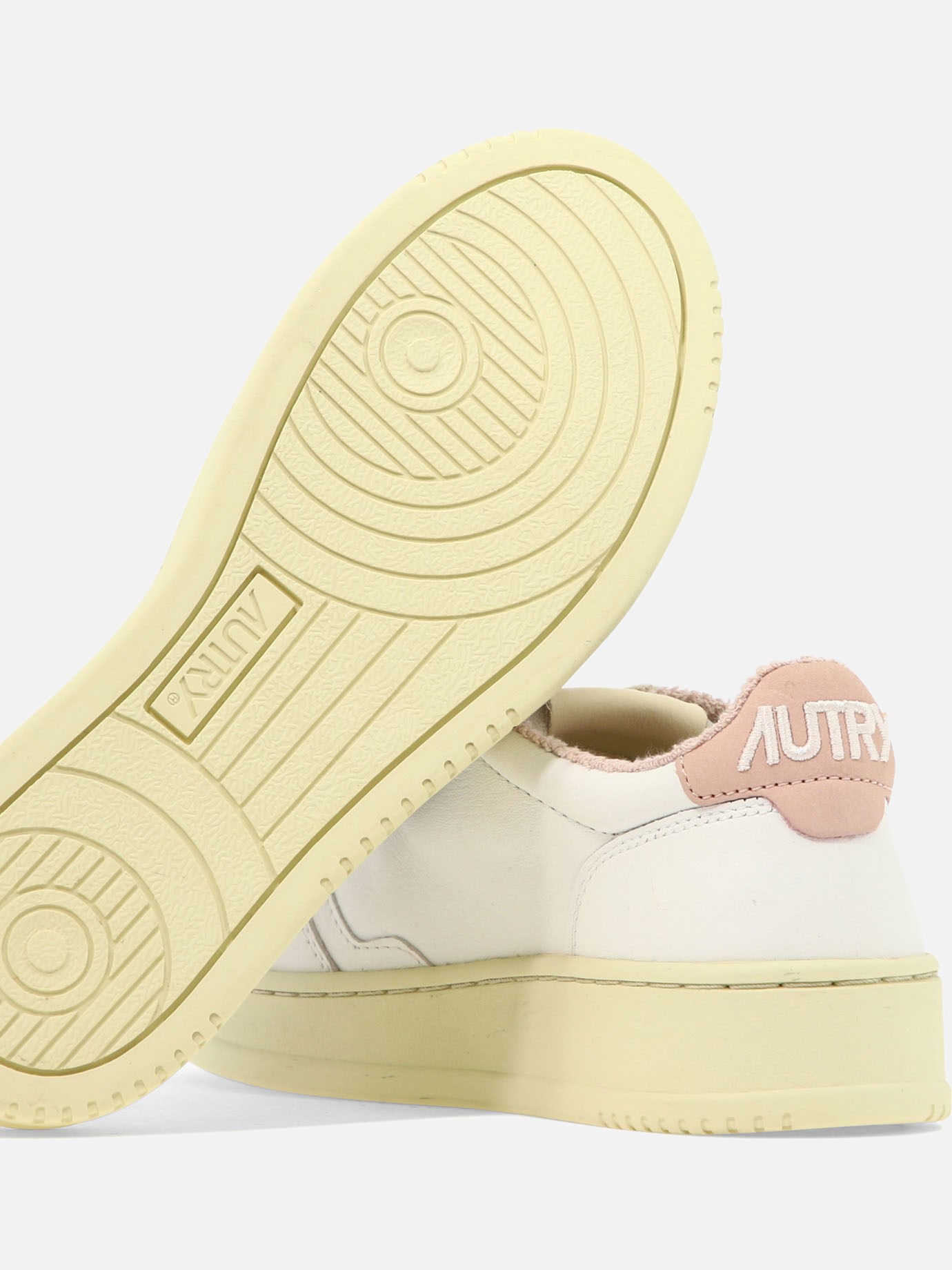Sneaker  Autry 01  by Autry