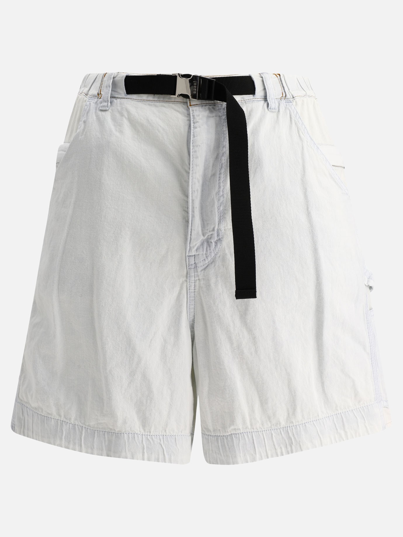 Shorts with buckle