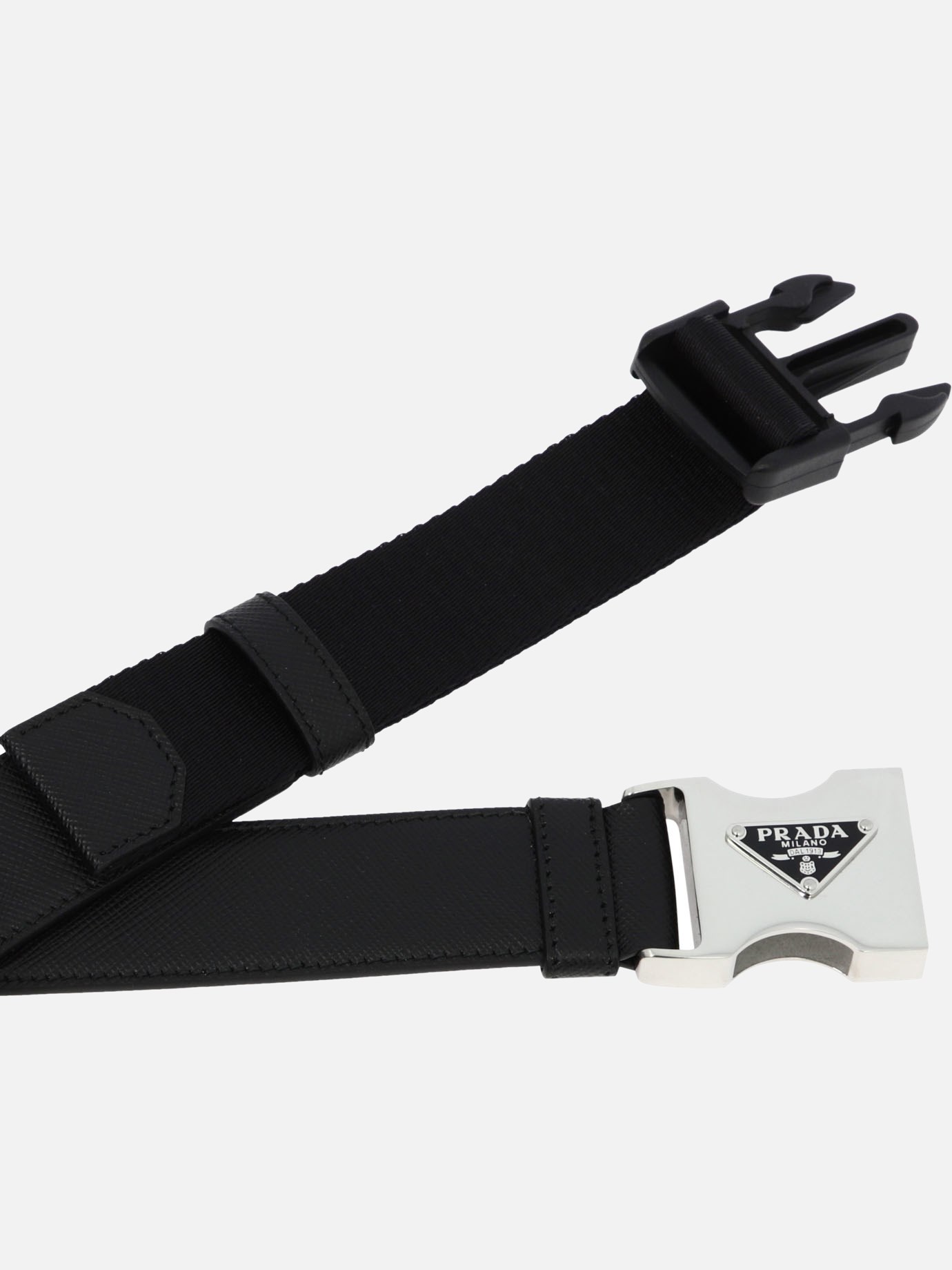 Cintura con placchetta by Prada