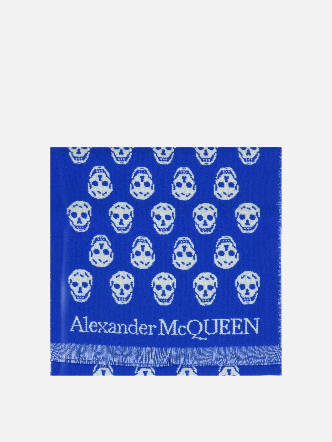 Reversible  Skull  scarfby Alexander McQueen - 1