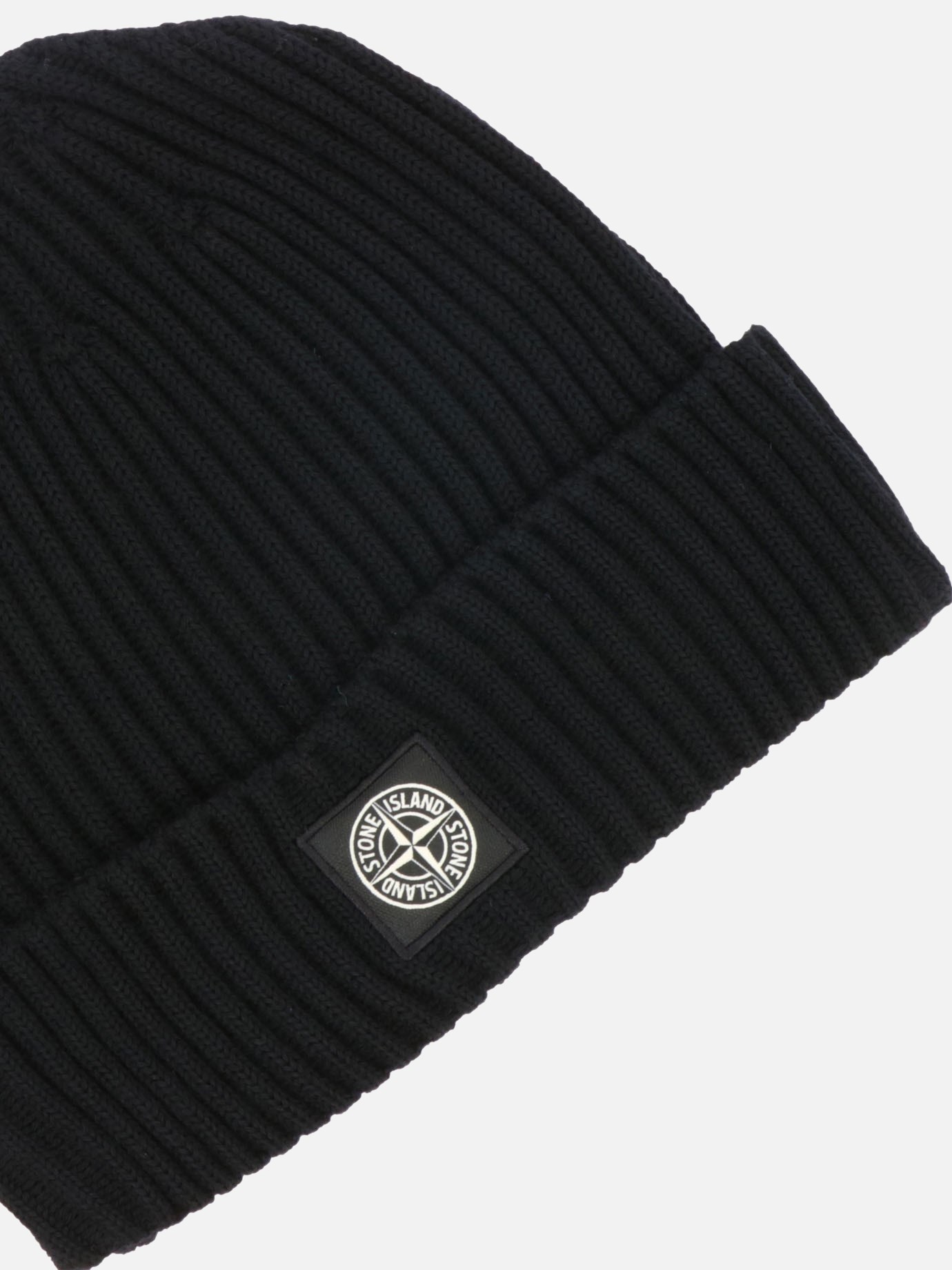 stone island beanie with patch