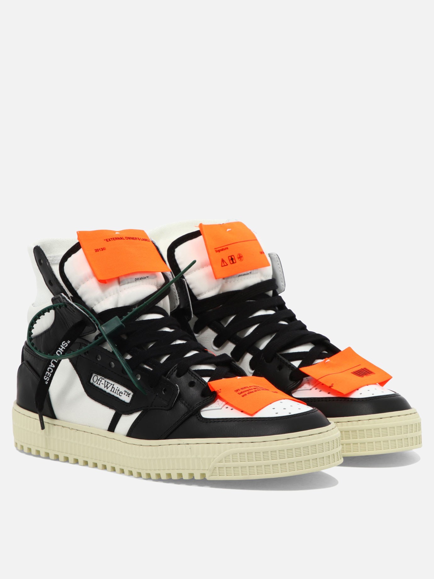 Sneaker  3.0 Off Court  by Off-White