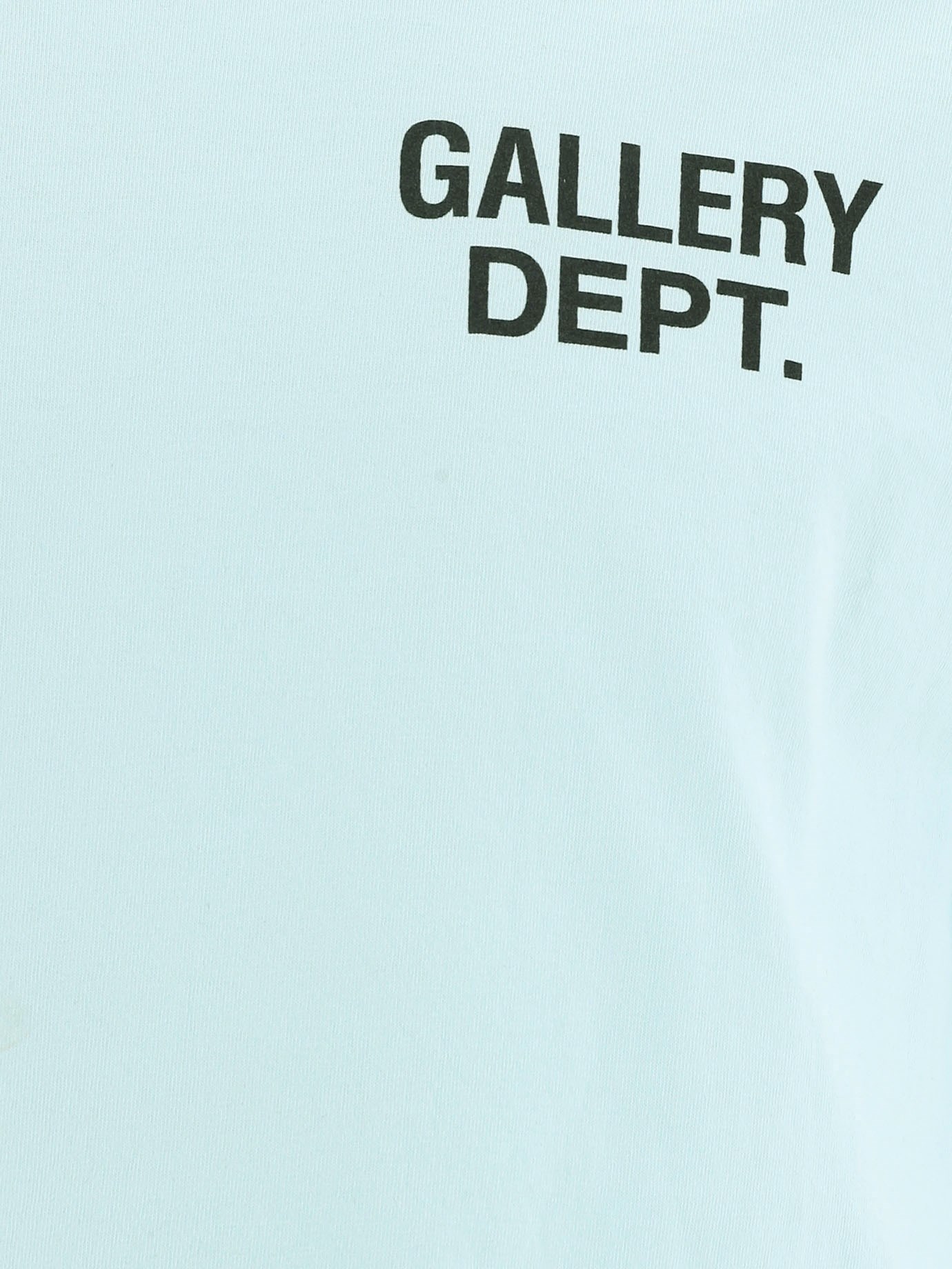 T-shirt  Souvenir  by Gallery Dept.